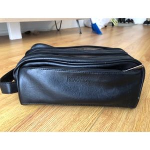 Kenneth Cole Men’s Toiletry Bag